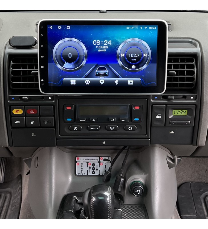 Land Rover Discovery | Car Tablet | Audio Elite