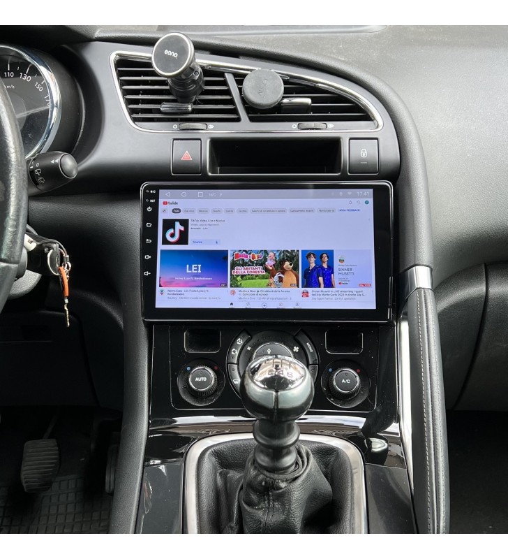 Peugeot 2008 | Car Tablet | Audio Elite