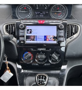 Android Apple Car Lancia Y