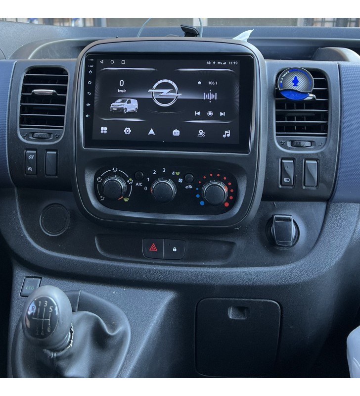 Android Apple Car Opel Vivaro