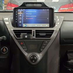 Android Apple Car Toyota Iq