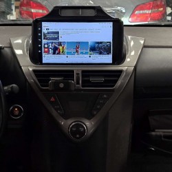 Android Apple Car Toyota Iq