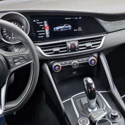 Android Apple Car Alfa Romeo Giulia