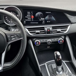 Android Apple Car Alfa Romeo Giulia
