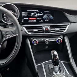 Android Apple Car Alfa Romeo Giulia