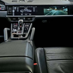 Android Apple Car  Porsche Cayenne