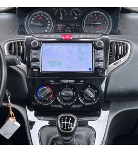 Android Apple Car Lancia Y