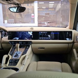 Android Apple Car  Porsche Cayenne